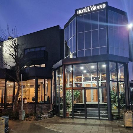 Hotel Grand Баня-Лука Экстерьер фото