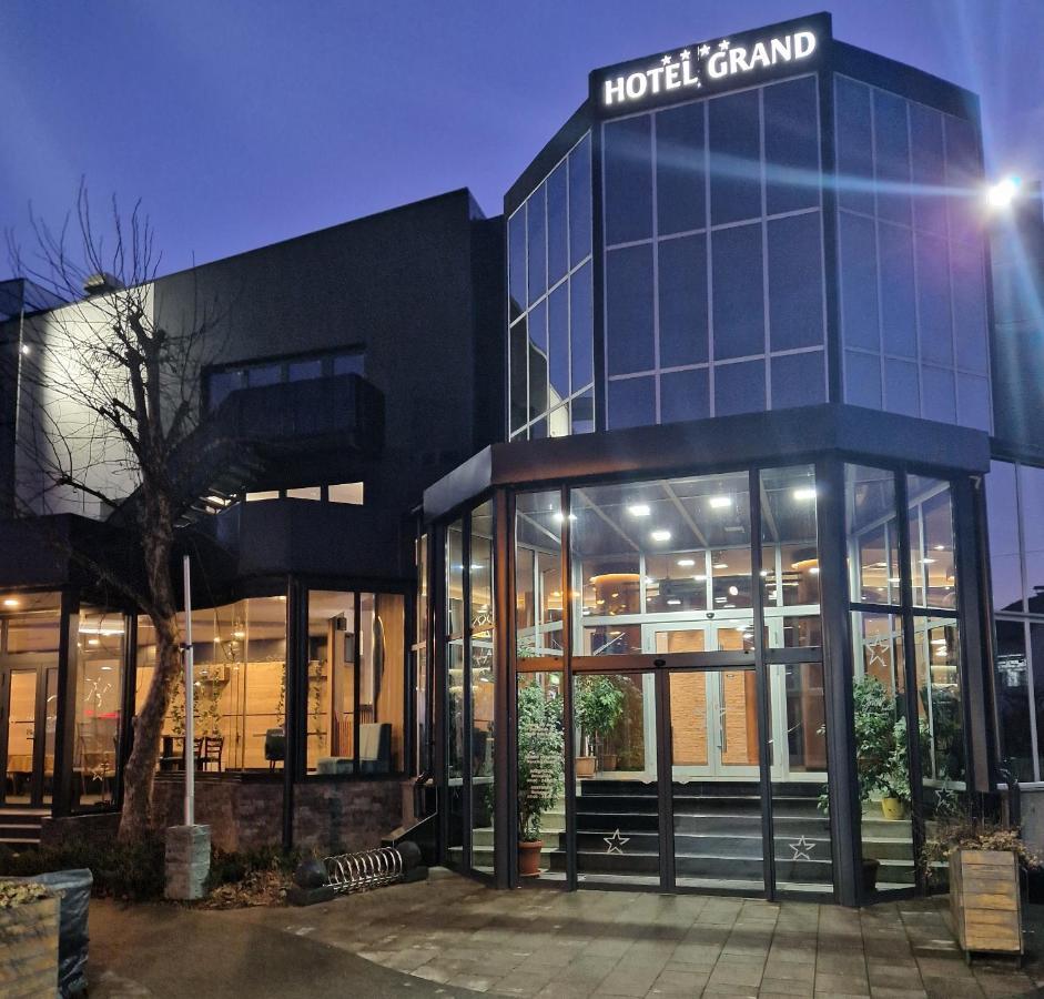 Hotel Grand Баня-Лука Экстерьер фото