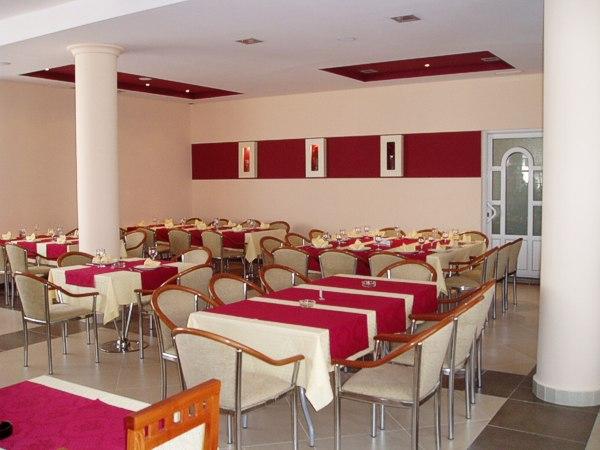 Hotel Grand Баня-Лука Ресторан фото
