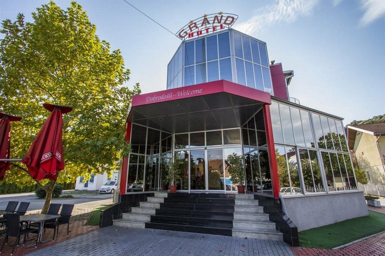 Hotel Grand Баня-Лука Экстерьер фото